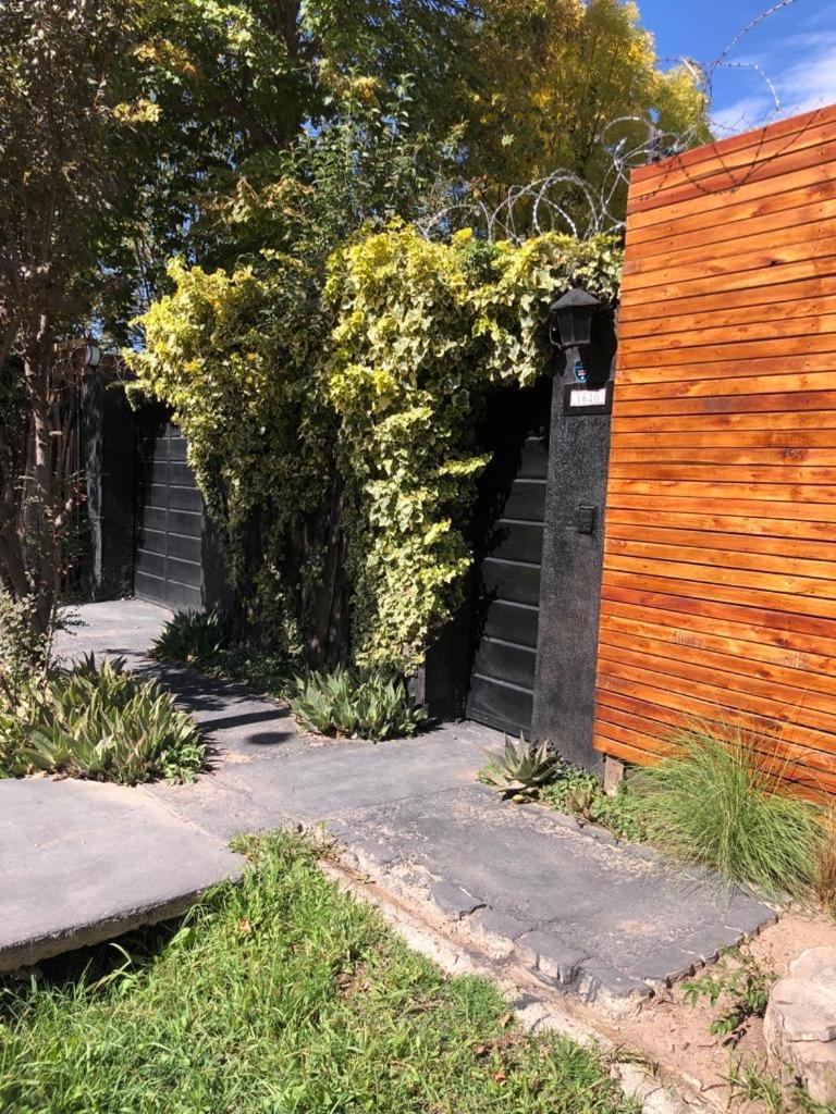 Aromos Lodge- Chacras De Coria- Apartamento